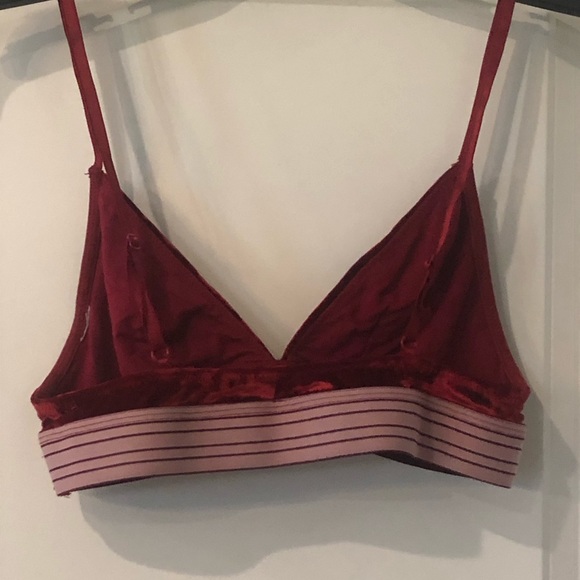 red crushed velvet bralette - Picture 2 of 2